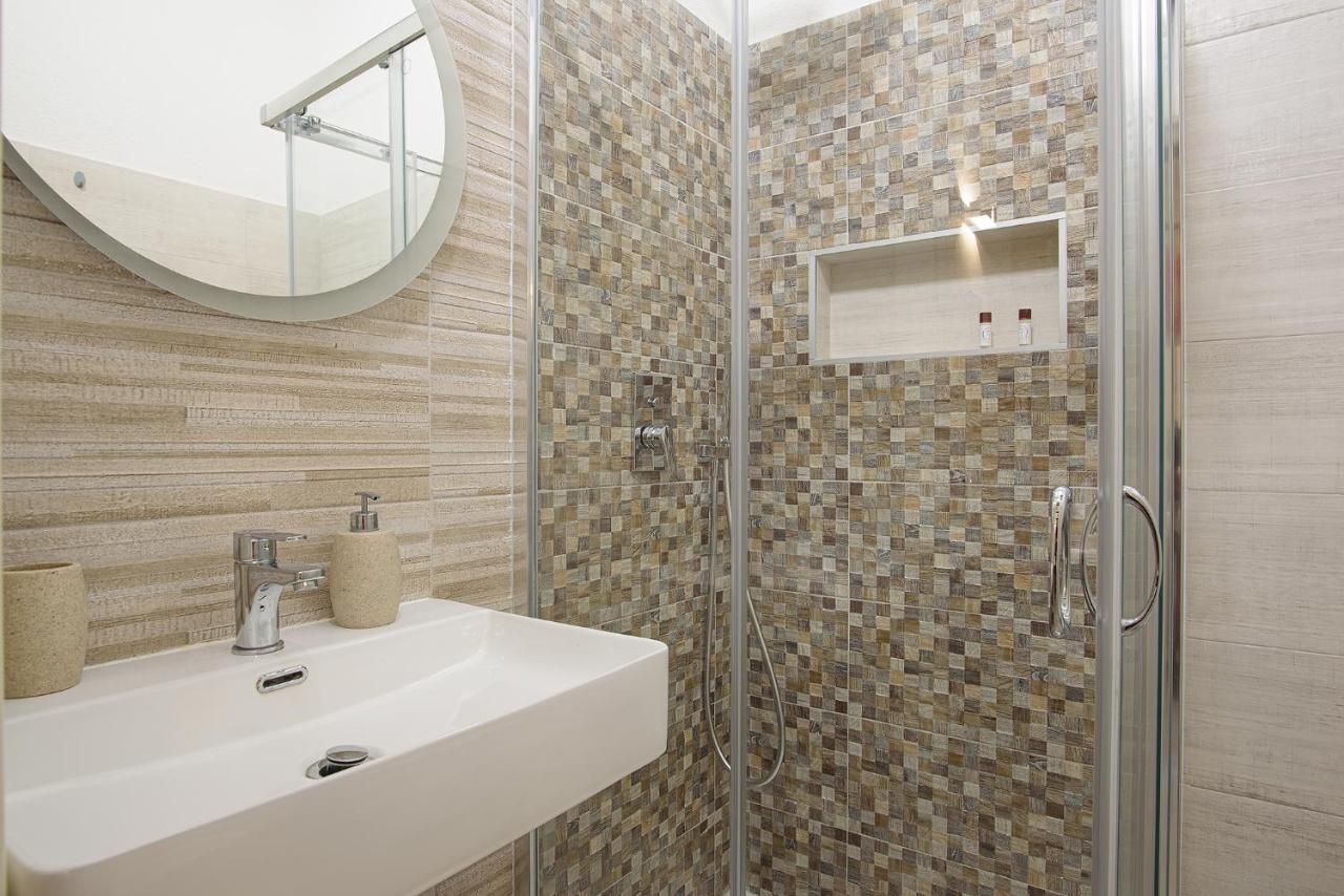 פלרמו Barlaman Luxury Rooms מראה חיצוני תמונה