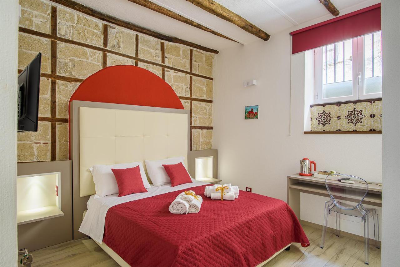 פלרמו Barlaman Luxury Rooms מראה חיצוני תמונה