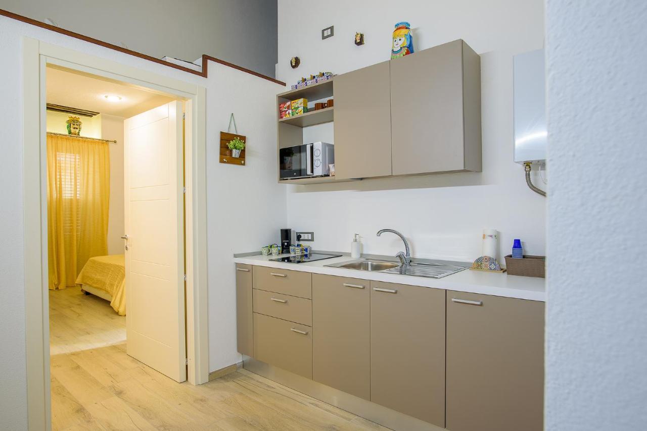 פלרמו Barlaman Luxury Rooms מראה חיצוני תמונה