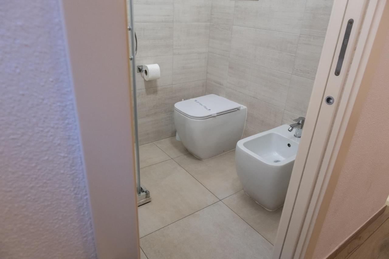 פלרמו Barlaman Luxury Rooms מראה חיצוני תמונה