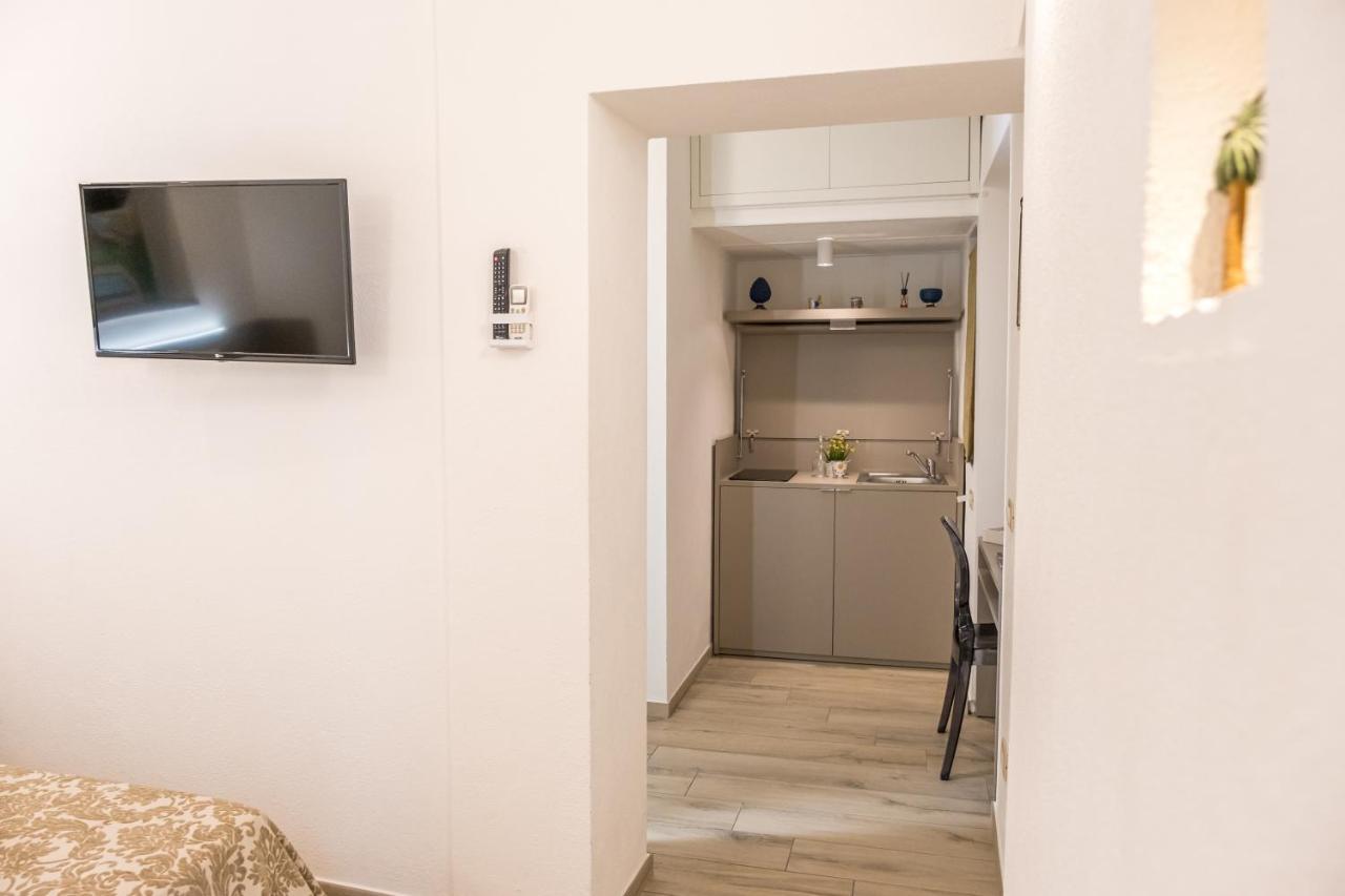 פלרמו Barlaman Luxury Rooms מראה חיצוני תמונה